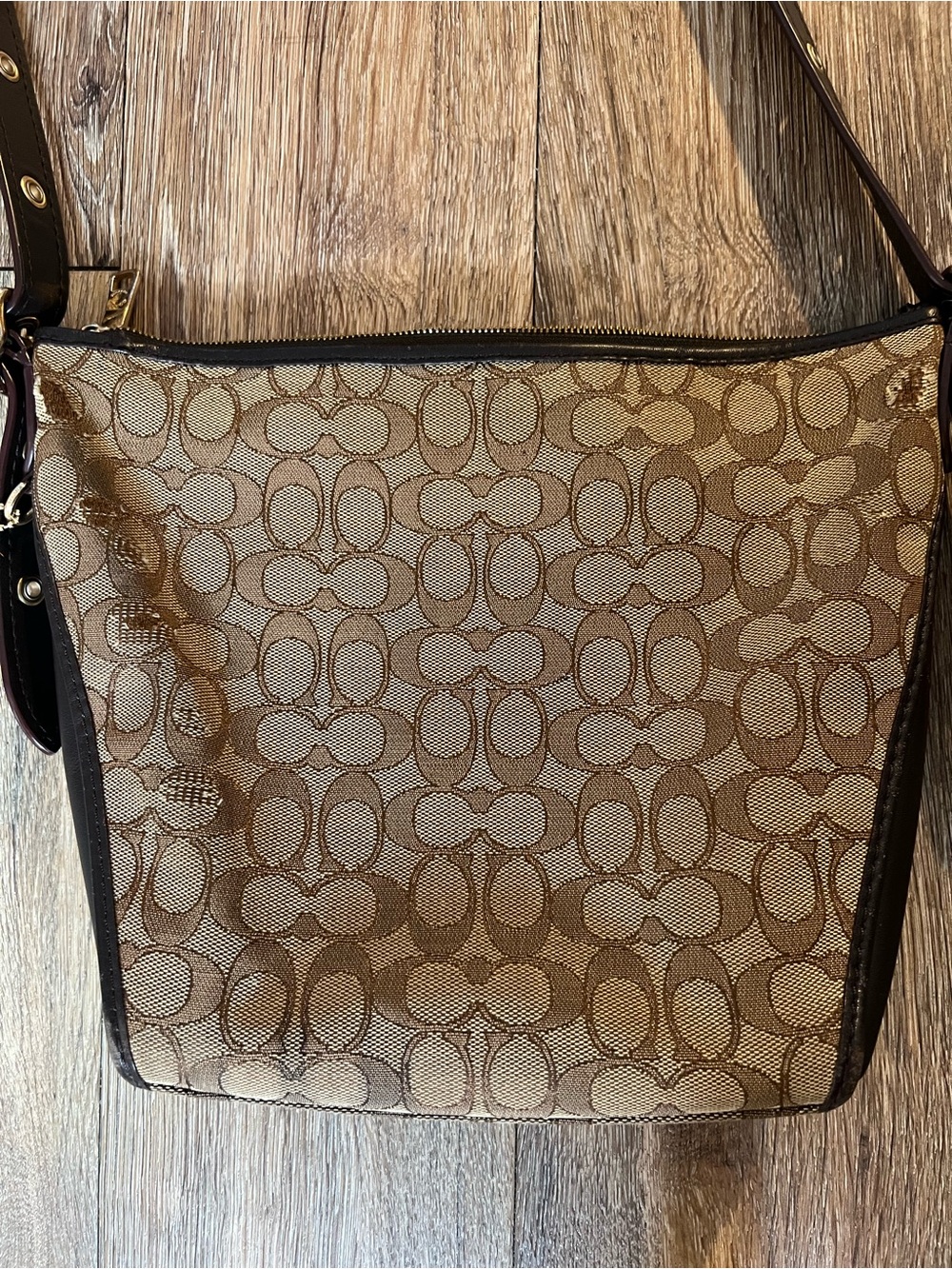 Coach Brown Signature Canvas Shoulder Bag with Dark Trim - Picture 7 of 12